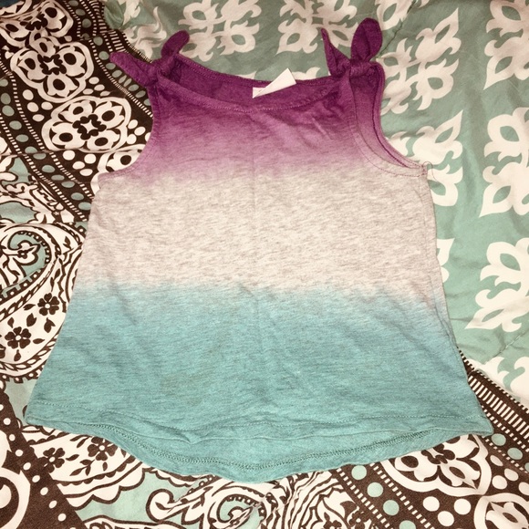 3 Cat & Jack sleeveless tops 4T - Picture 6 of 7